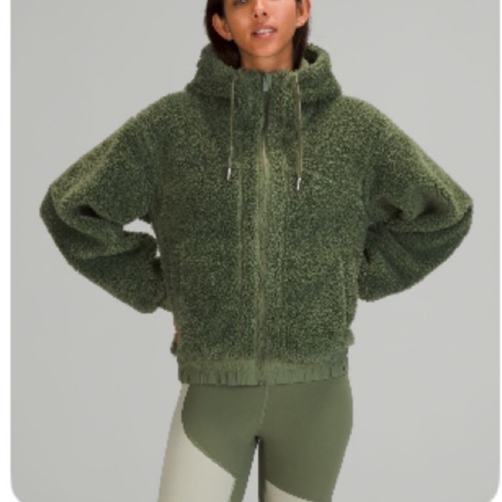 Lululemon reverse twill Sherpa jacket